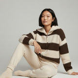 Moteriškas megztinis su vilna