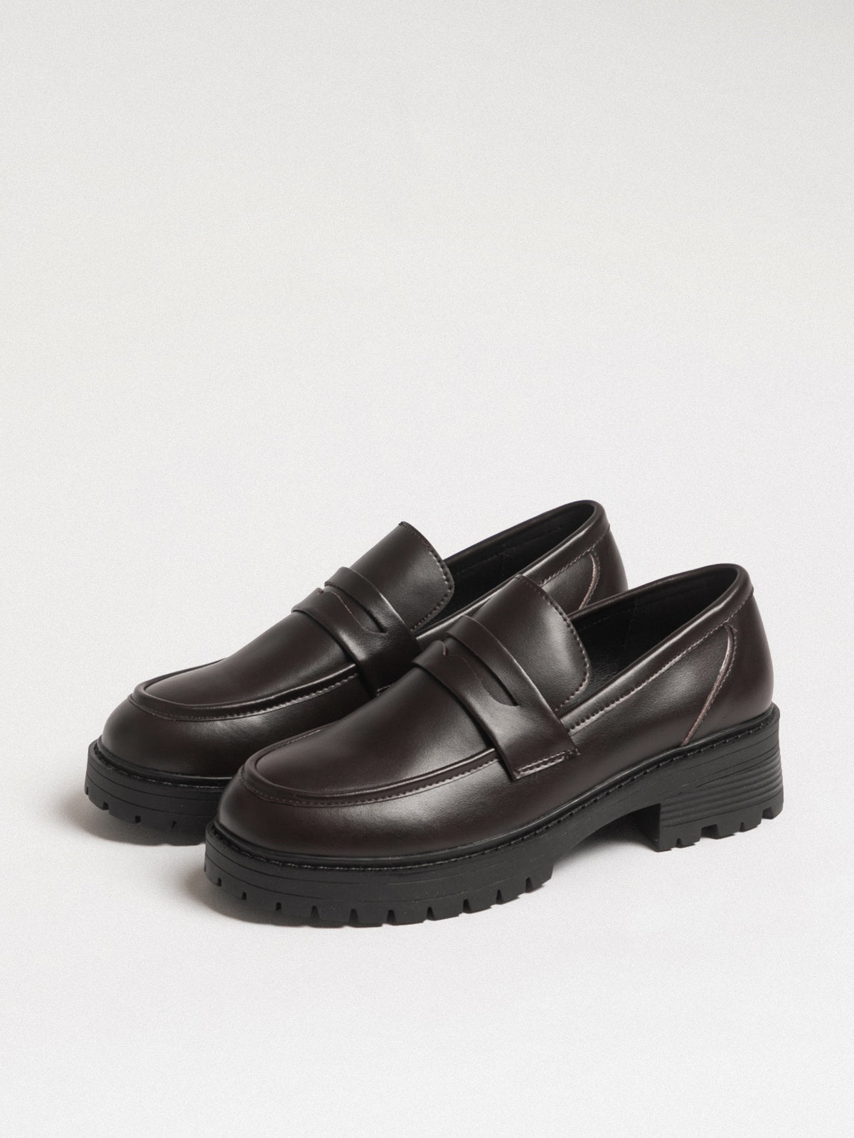 Women's leather shoes