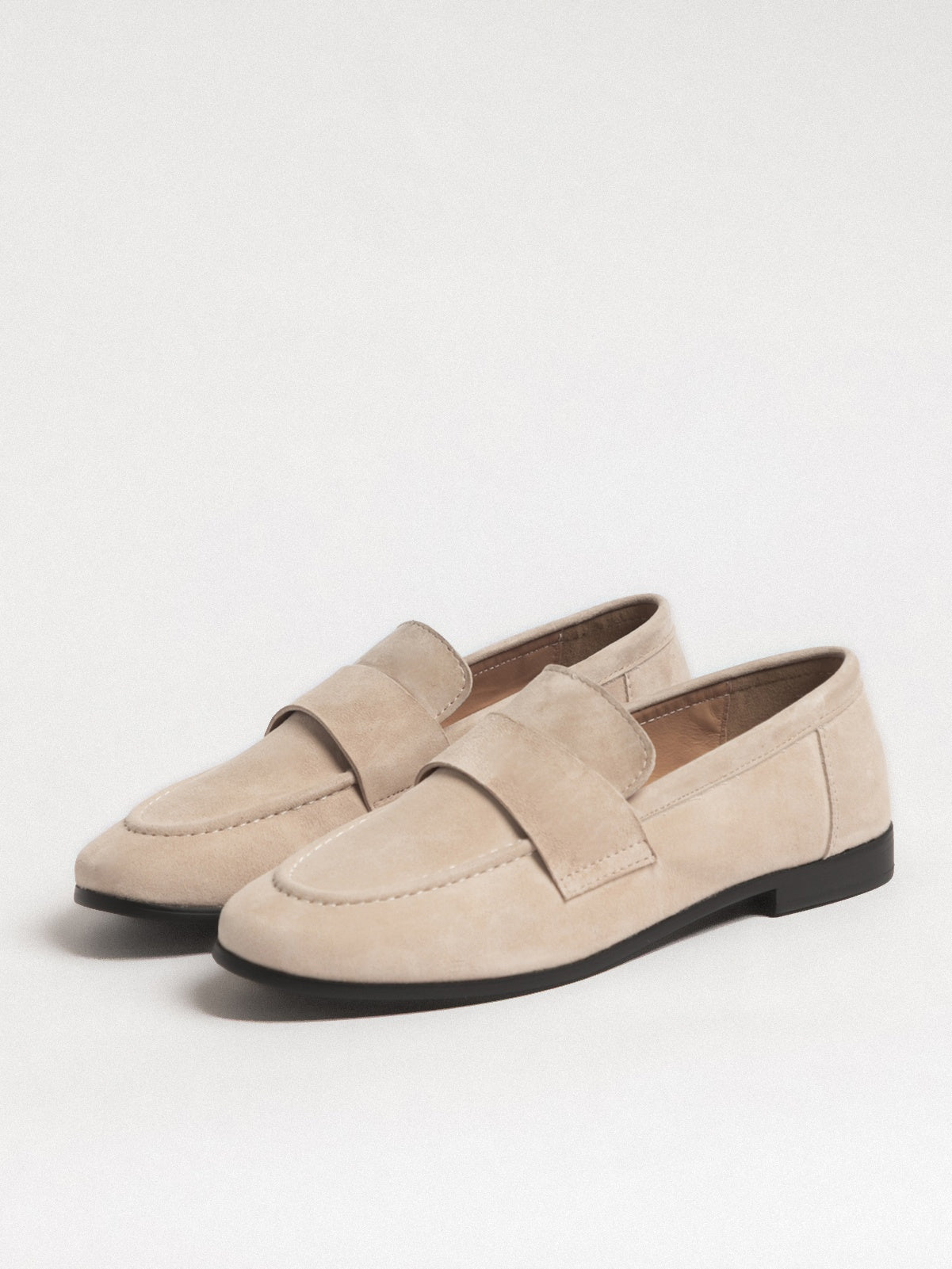 Women's leather shoes