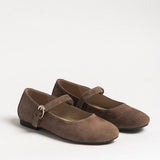 Women's leather shoes