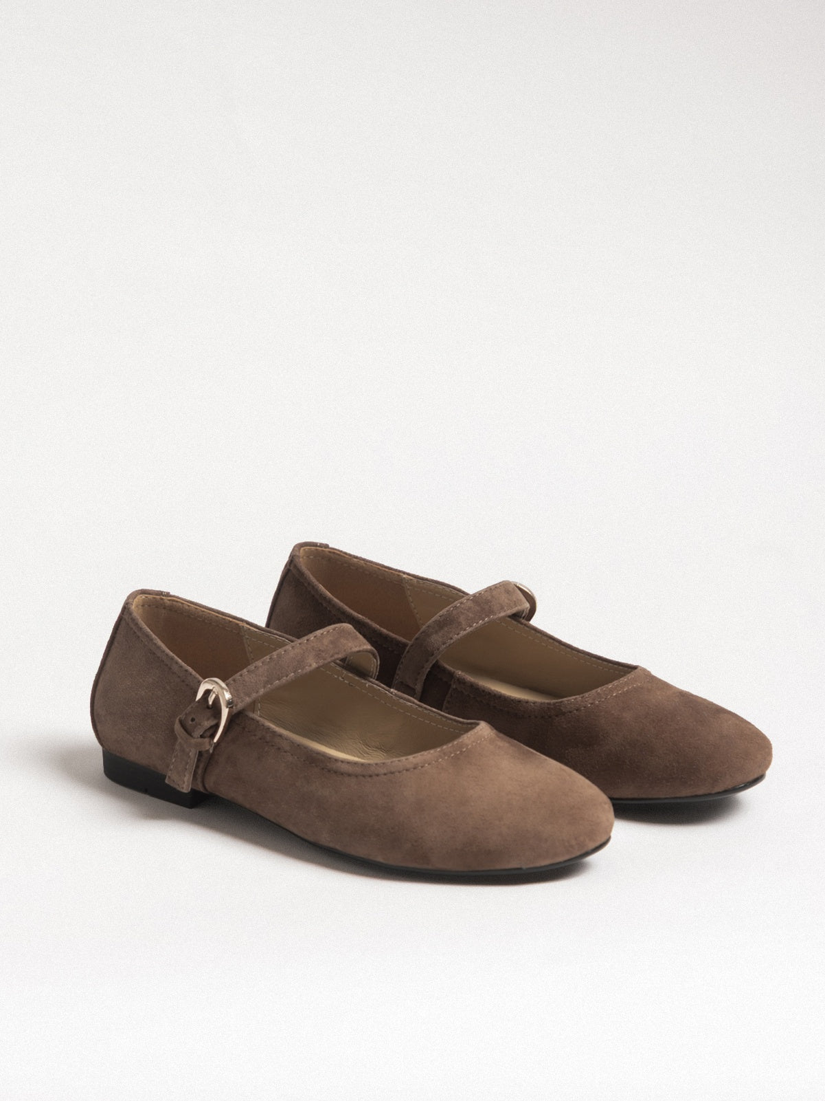 Women's leather shoes