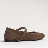 Women's leather shoes