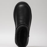 Women's leather boots with insulation