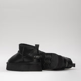 Women's leather boots with insulation