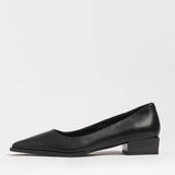 Women's leather shoes