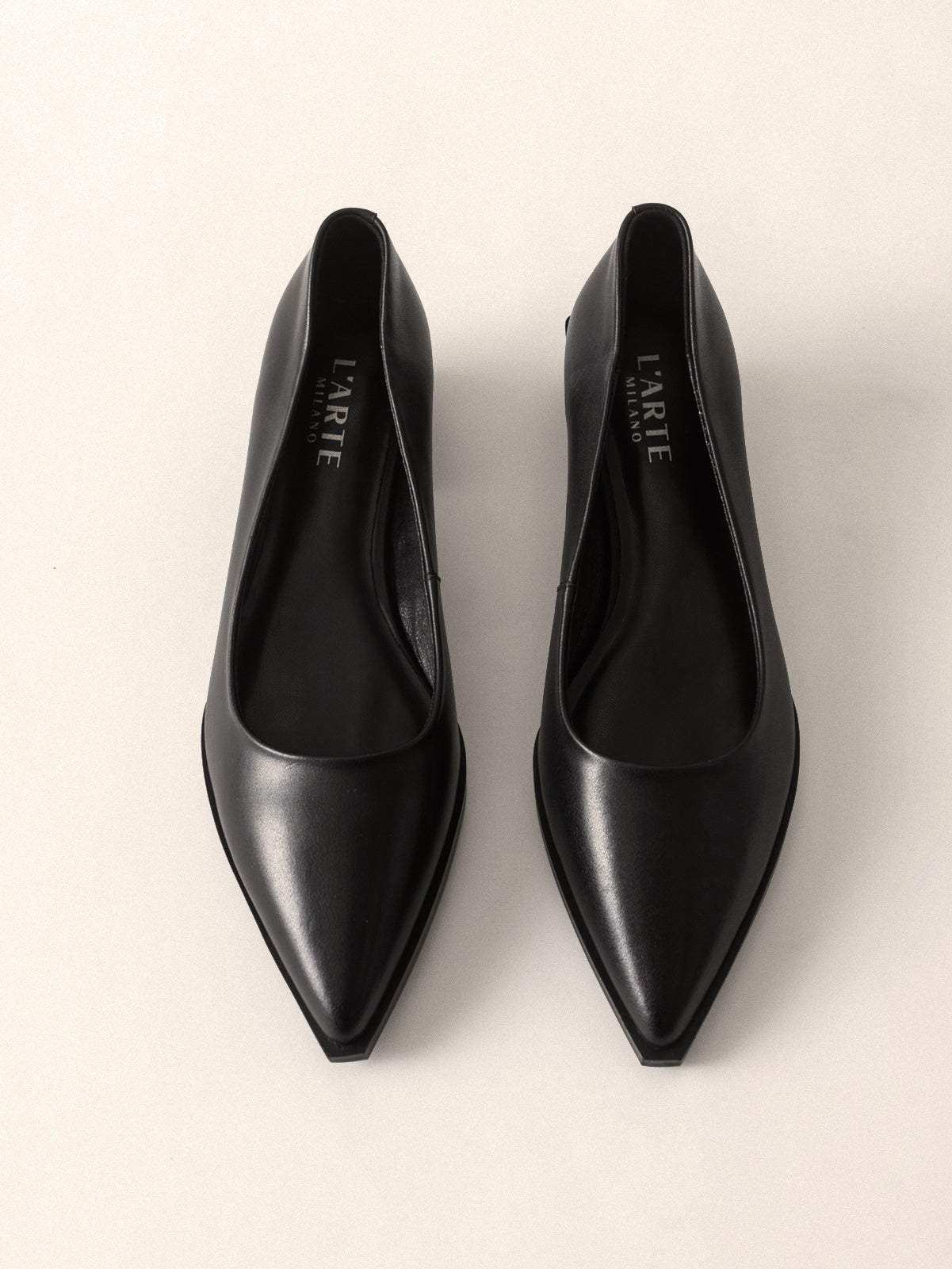 Women's leather shoes